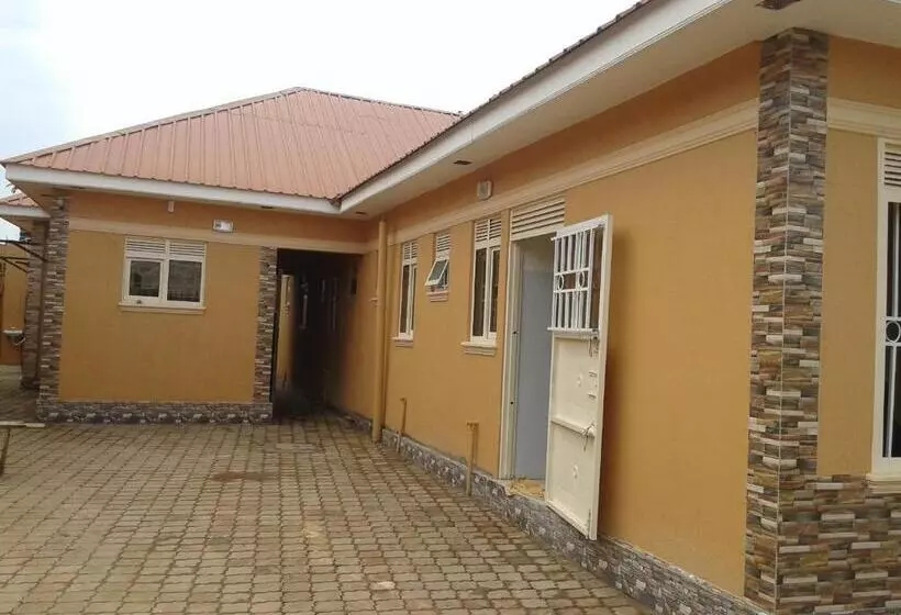 هتل Freedom Guest House