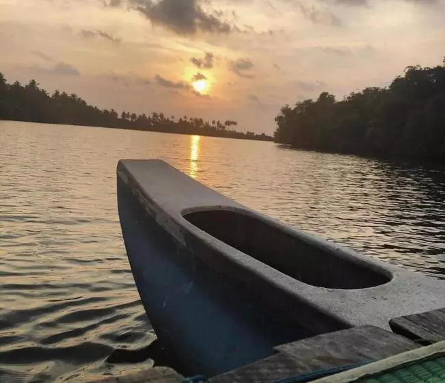 هتل Turtle Paradise Villa