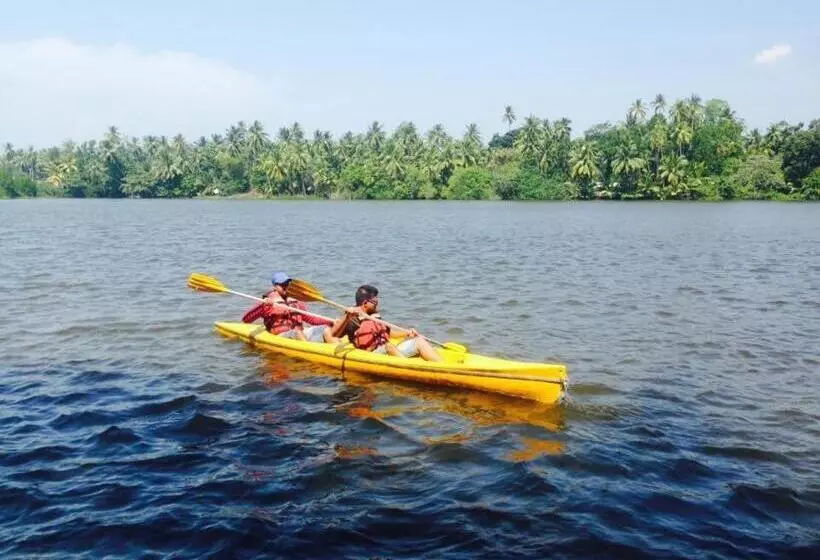 هتل Turtle Paradise Villa