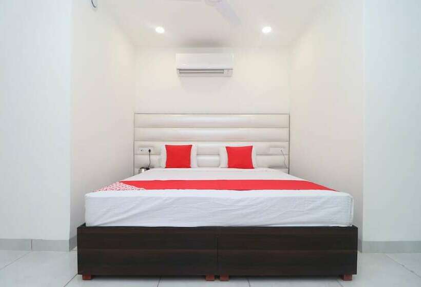 Oyo 24029 Hotel P Grand