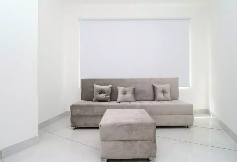 Oyo 24029 Hotel P Grand