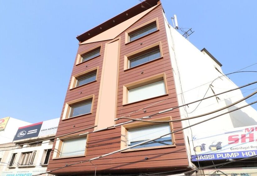 Oyo 24029 Hotel P Grand