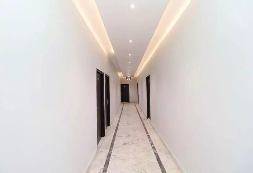 Oyo 24029 Hotel P Grand