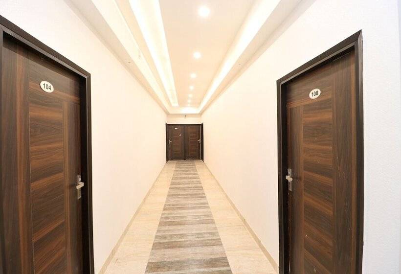 Oyo 24029 Hotel P Grand