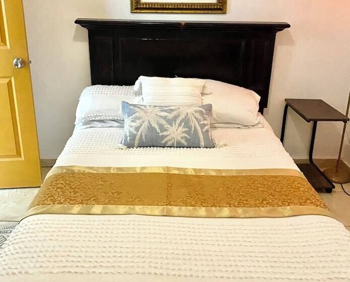 پانسیون Great Savannah Guesthouse