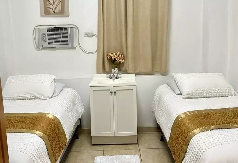 پانسیون Great Savannah Guesthouse