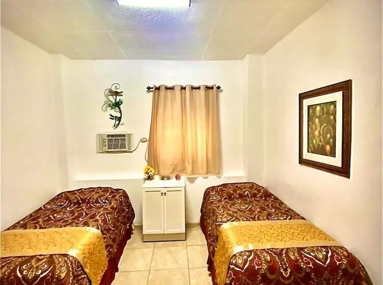 پانسیون Great Savannah Guesthouse