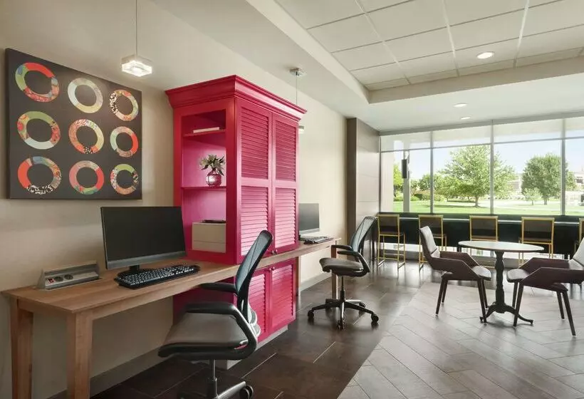 ホテル Home2 Suites By Hilton Overland Park
