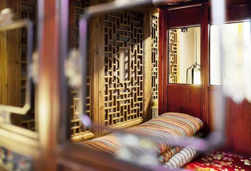 Hotelli Lijiang Zen Garden