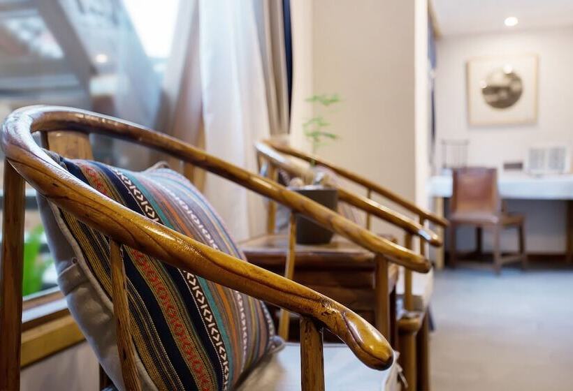 Otel Lijiang Zen Garden