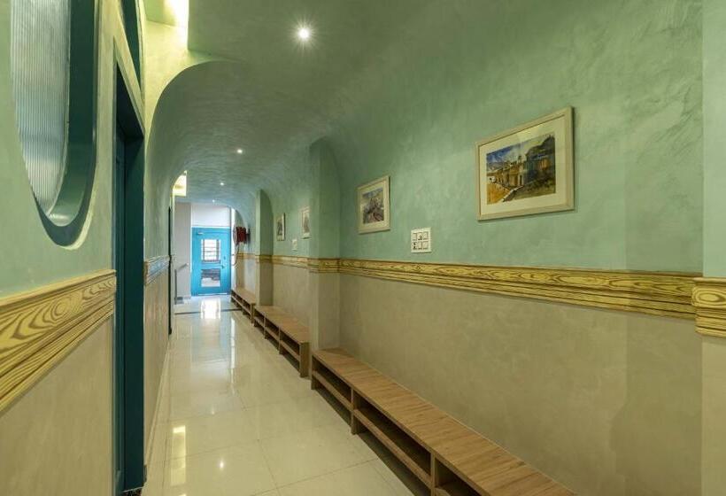 ユースホステル Zostel Bundi