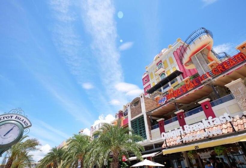 Condominium Hotel Mihama Upi