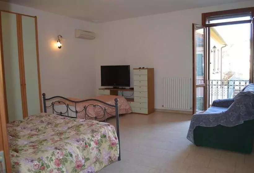 ペンション Al Pasarat