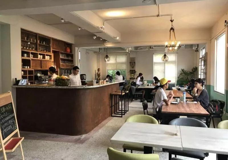Shen Nong Village   Hostel