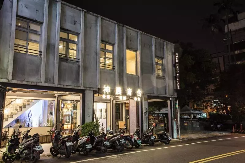 Shen Nong Village   Hostel