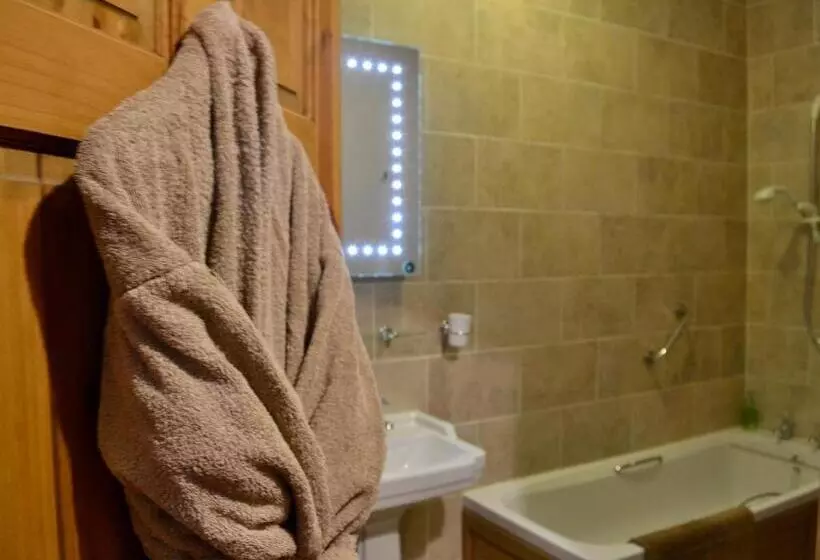 Broome Park Farm B&b