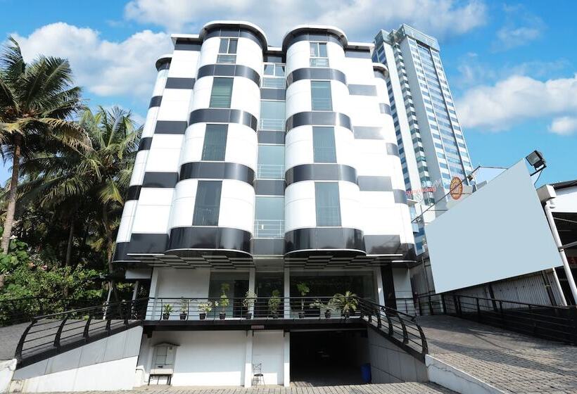 酒店 Super Collection O Malabar Illam