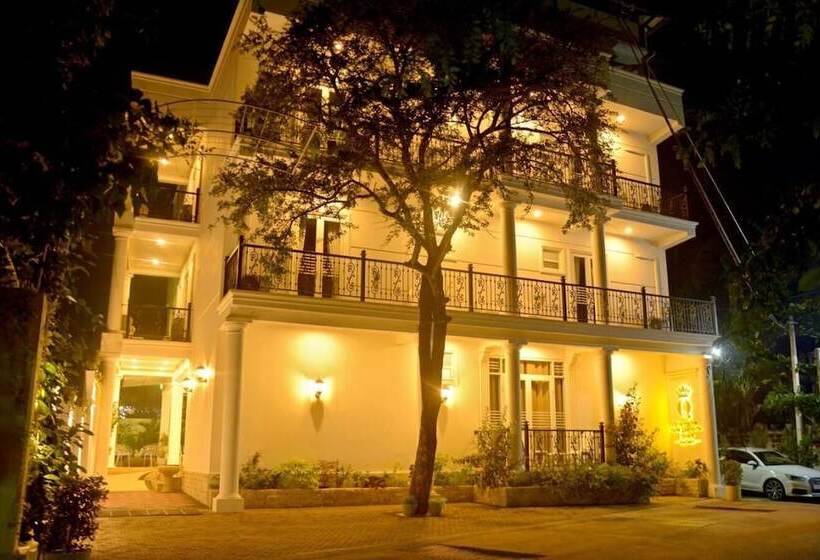 호텔 Negombo New Queen S Palace