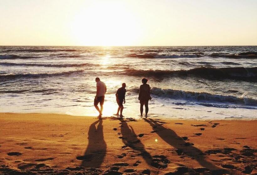 호텔 Negombo New Queen S Palace