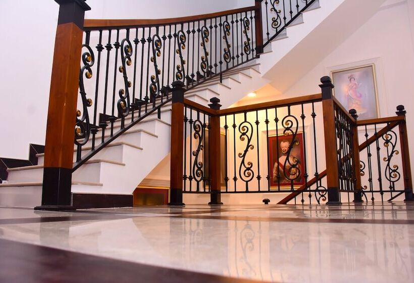 호텔 Negombo New Queen S Palace