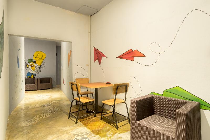 Отель Oyo 457 The Sleepover