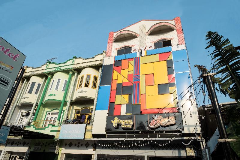 Отель Oyo 457 The Sleepover