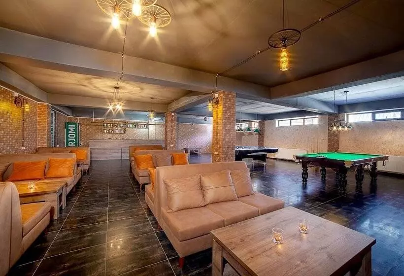 هتل Amiran S Park