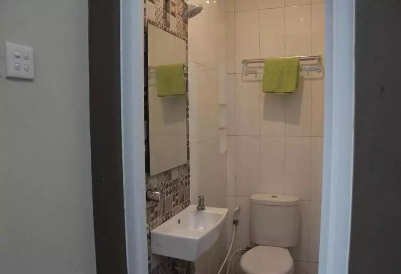 Hotel The Peak Guest House