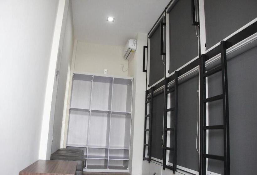 בית מלון כפרי The Peak Guest House