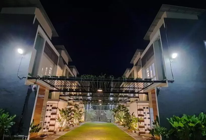 Hotel The Peak Guest House