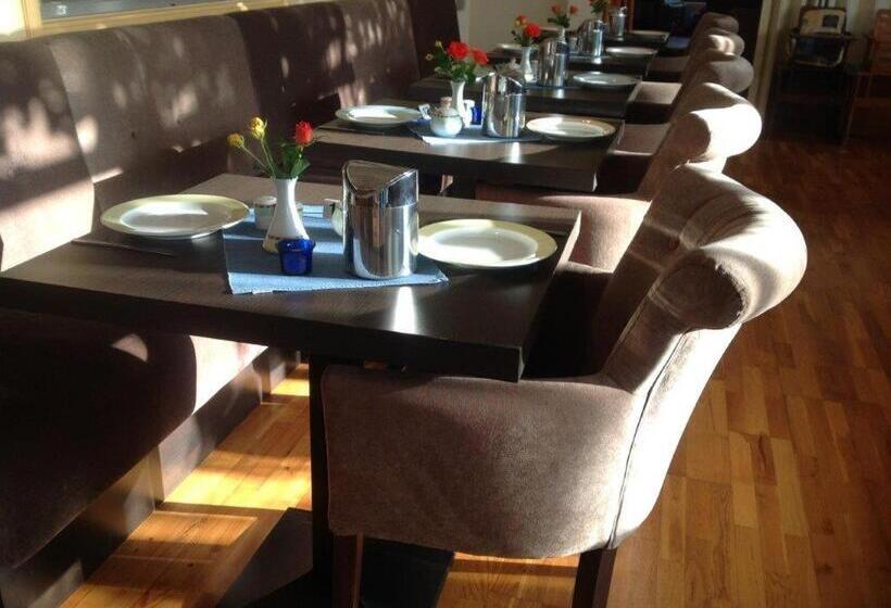 פנסיון Pieter De Coninck