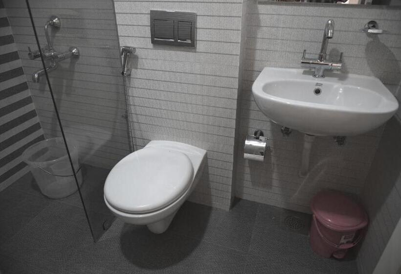 تختخواب و صبحانه Ramas Garden