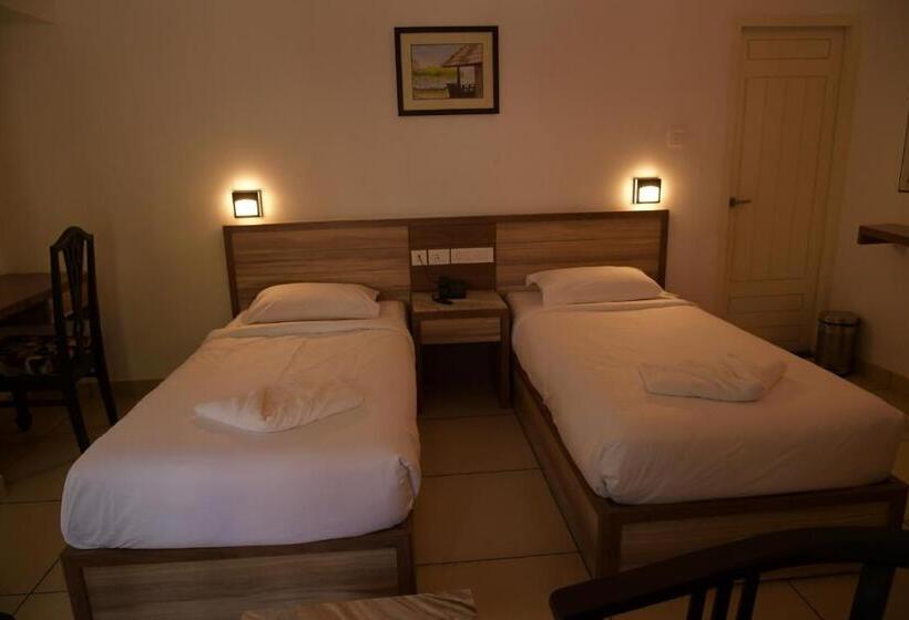 تختخواب و صبحانه Ramas Garden