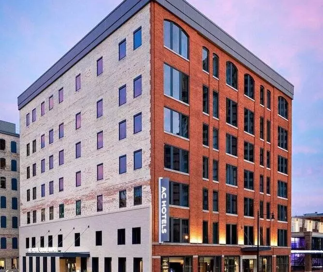 Ac Hotel By Marriott Grand Rapids Downtown