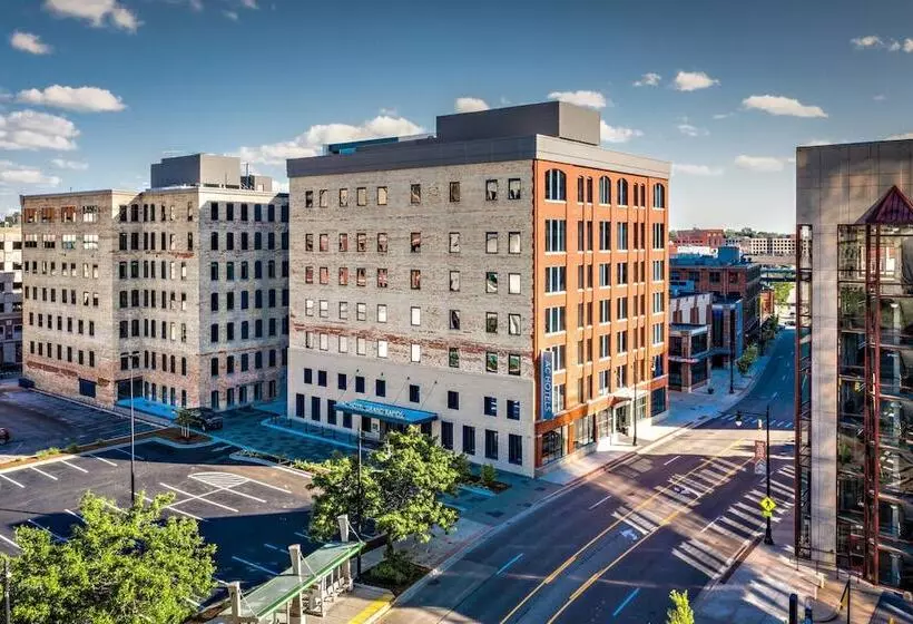 Ac Hotel By Marriott Grand Rapids Downtown