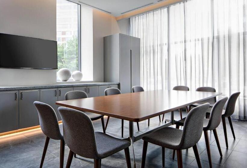 Ac Hotel By Marriott Grand Rapids Downtown