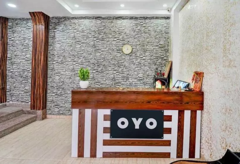 ホテル Oyo 22668 Chauhan Palace