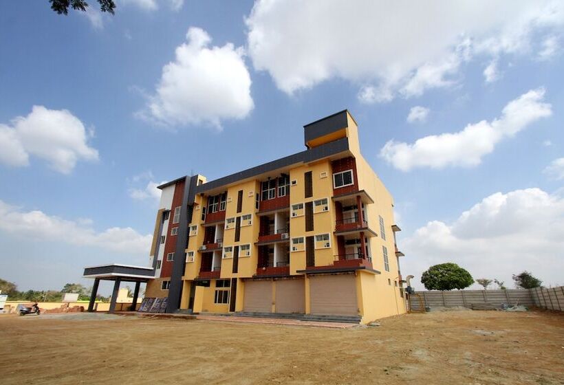 Hotel Oyo 26801 Ss Residency