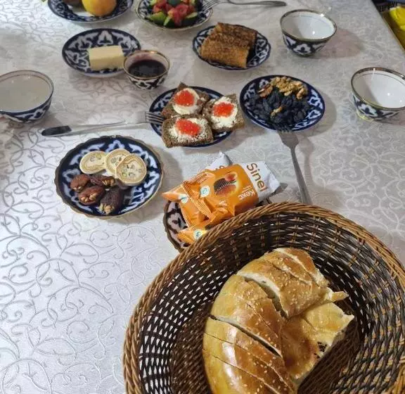 پانسیون Sherxan House