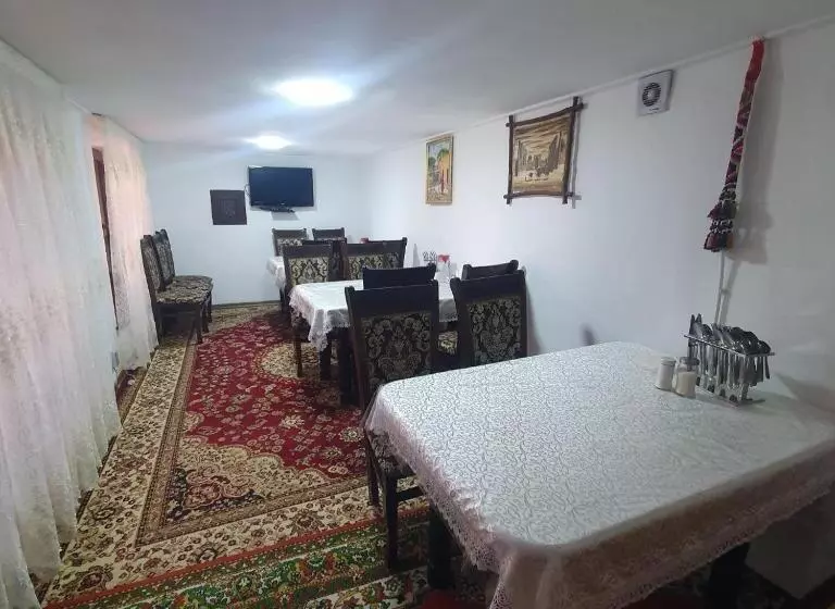 پانسیون Sherxan House