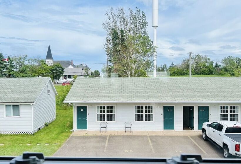 Anne Shirley Motel & Cottages