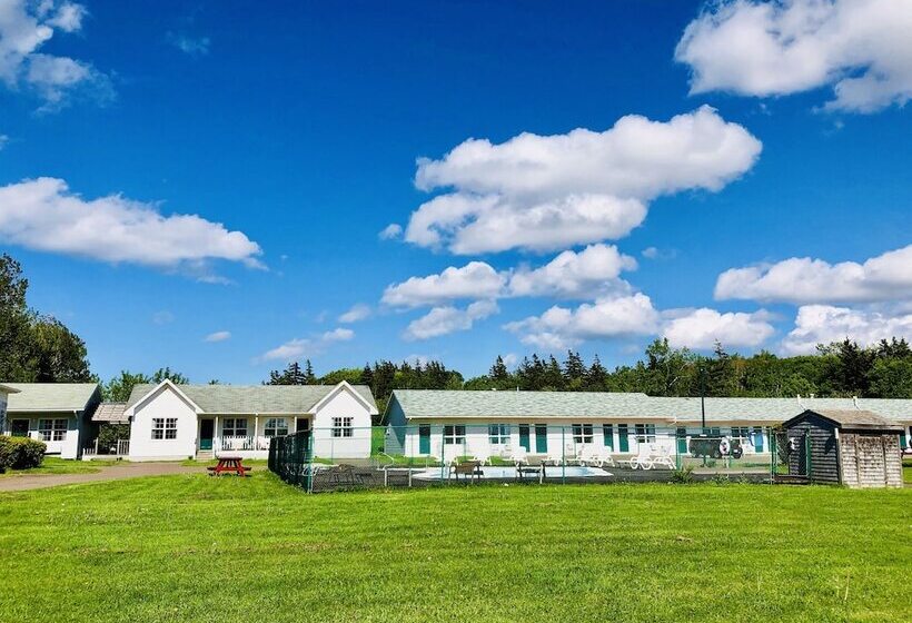 Anne Shirley Motel & Cottages