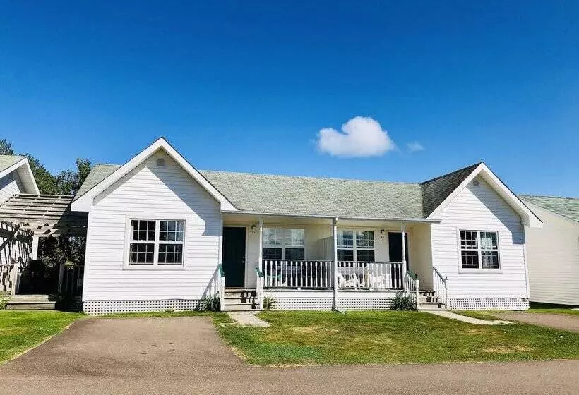 Anne Shirley Motel & Cottages