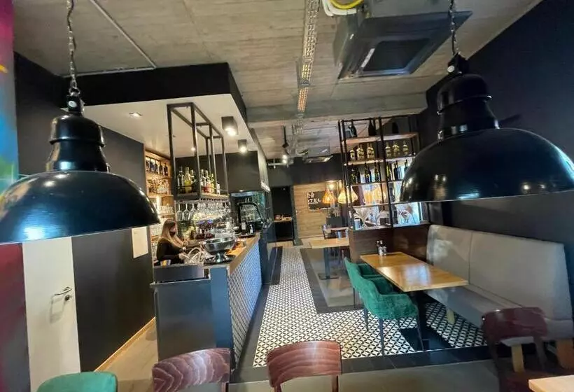 ホテル Am Stadion Vanino Cucina Italian