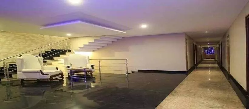 ホテル Samasth Room And Suites