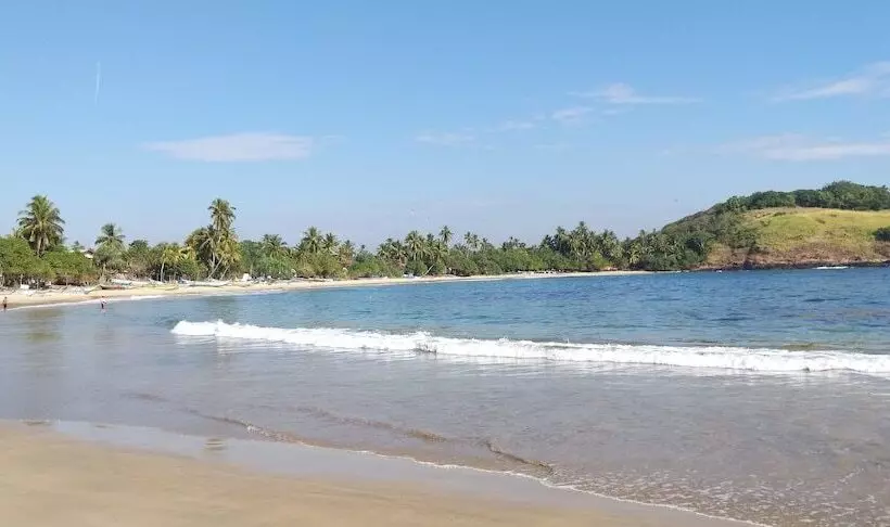 هتل The Bay Beach