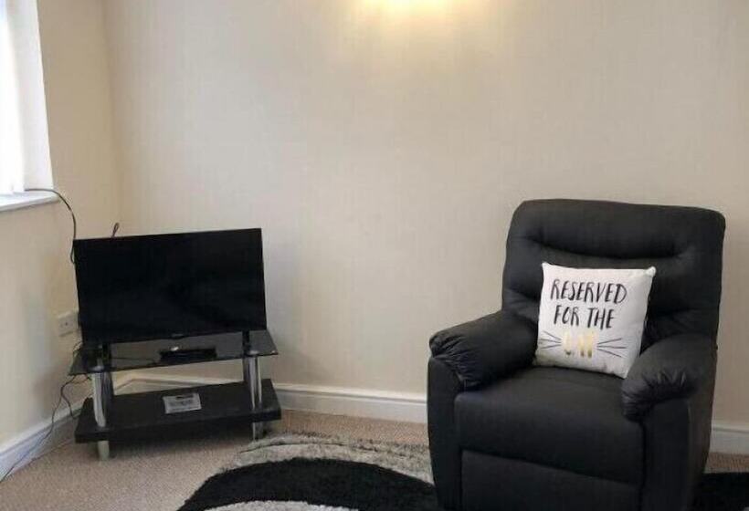 Отель The Winter Garden Suites