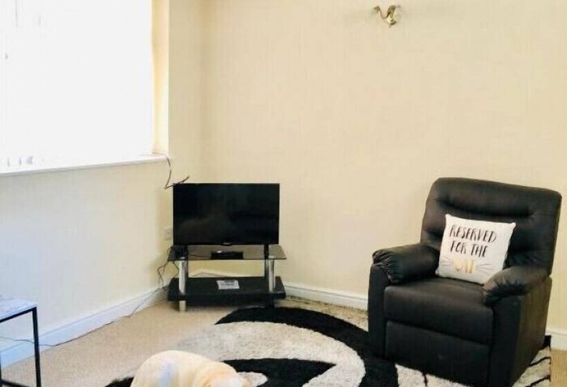 Отель The Winter Garden Suites