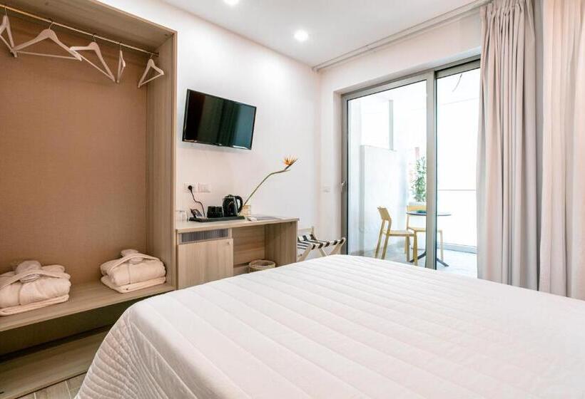 Bed and Breakfast Manzoni Elements