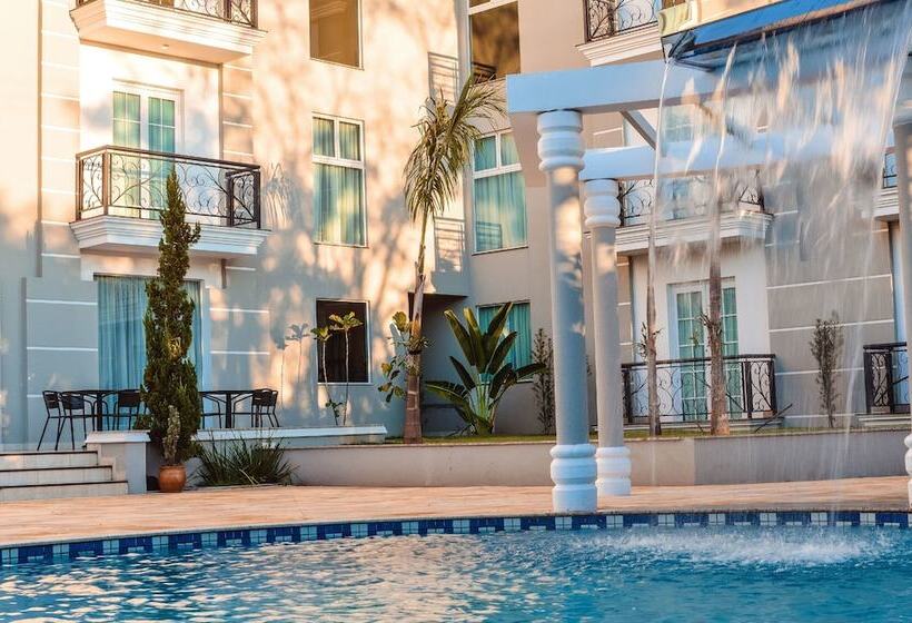 هتل Bisinii Boutique